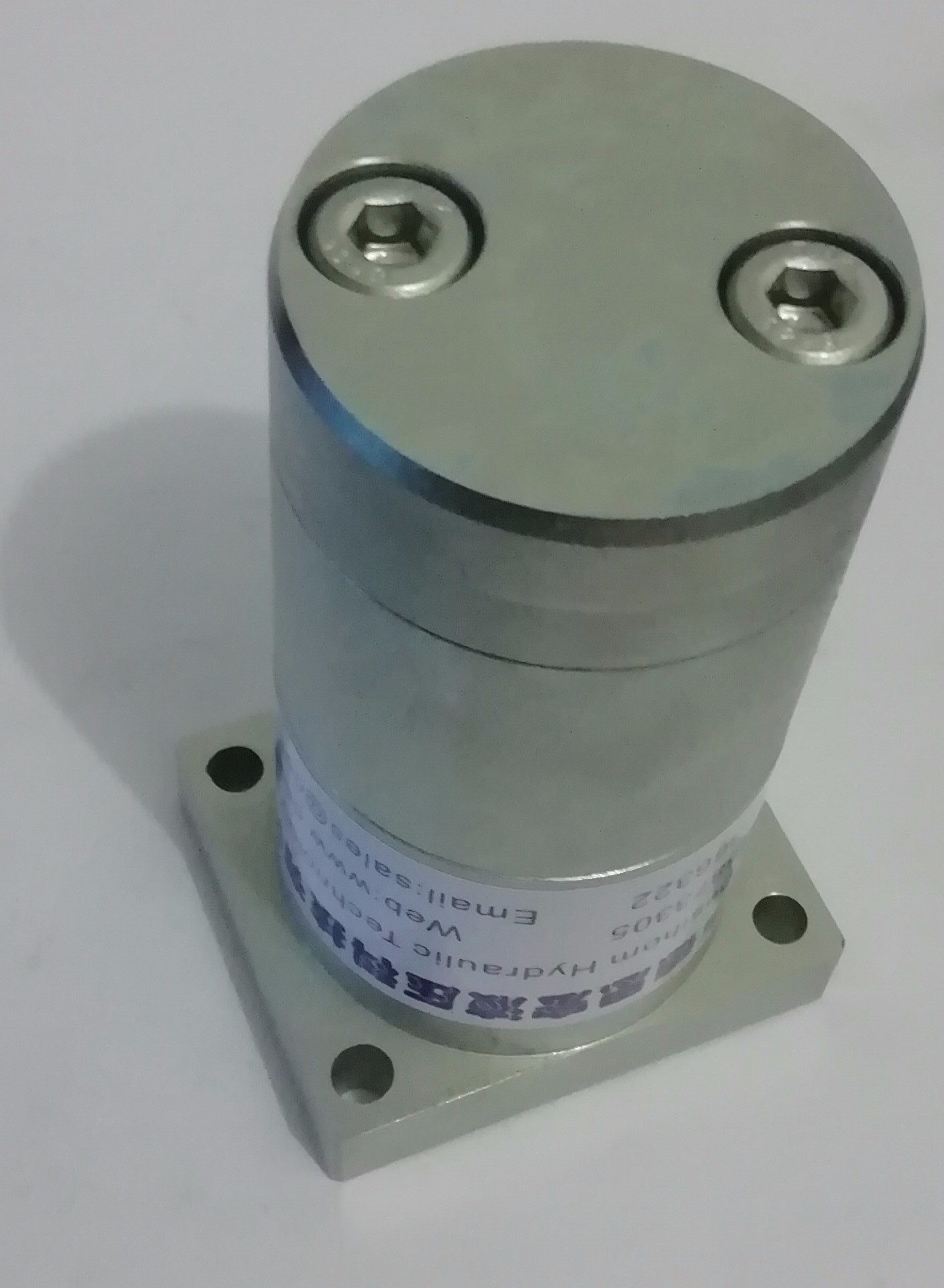 法蘭式液壓增壓器發面圖